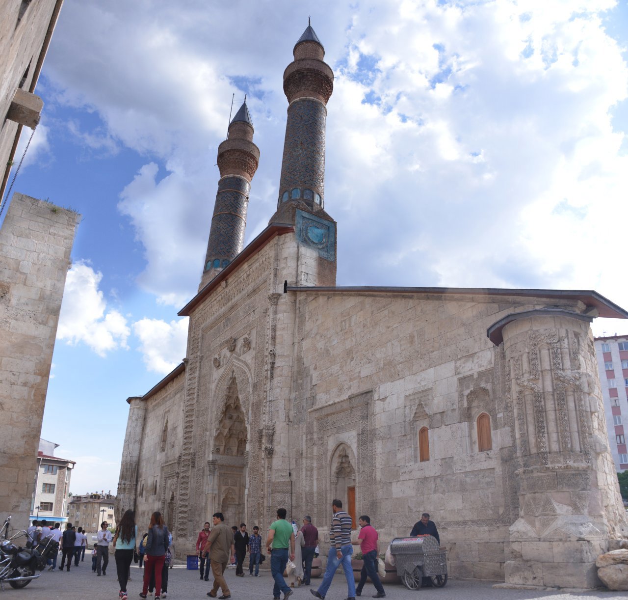 Çifte Minareli Medrese