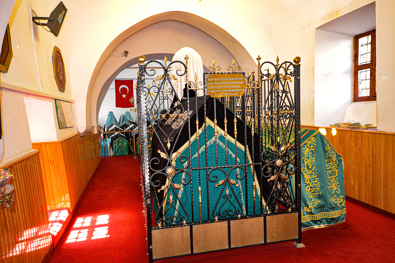 Meydan Cami