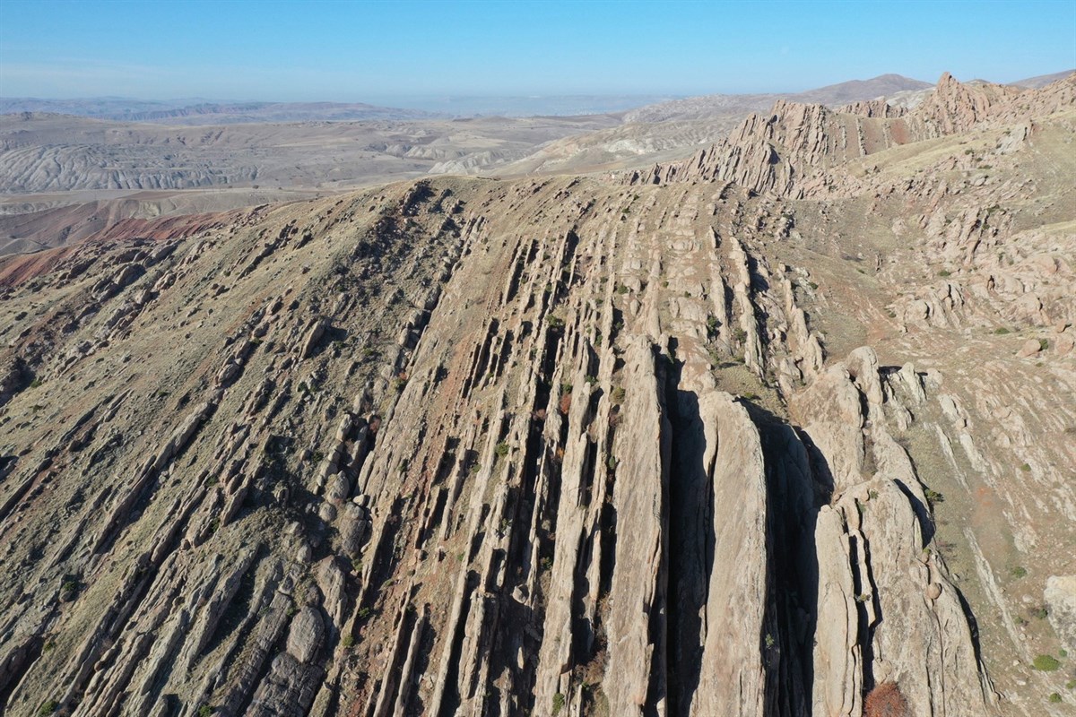 Emirhan Kayalıkları