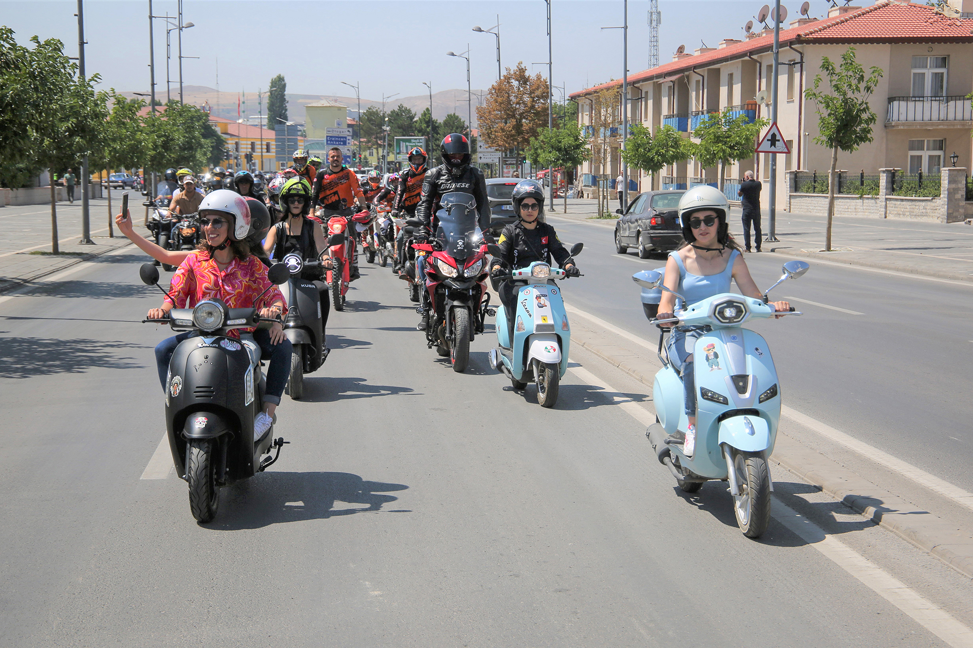 Gardaşlık Festivali (Dünya Sivaslılar Günü)