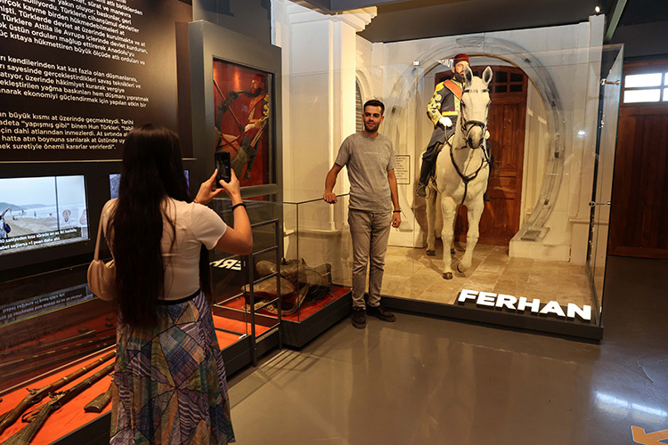 Hamidiye Millet Bahçesi Savaş Atları Müzesi