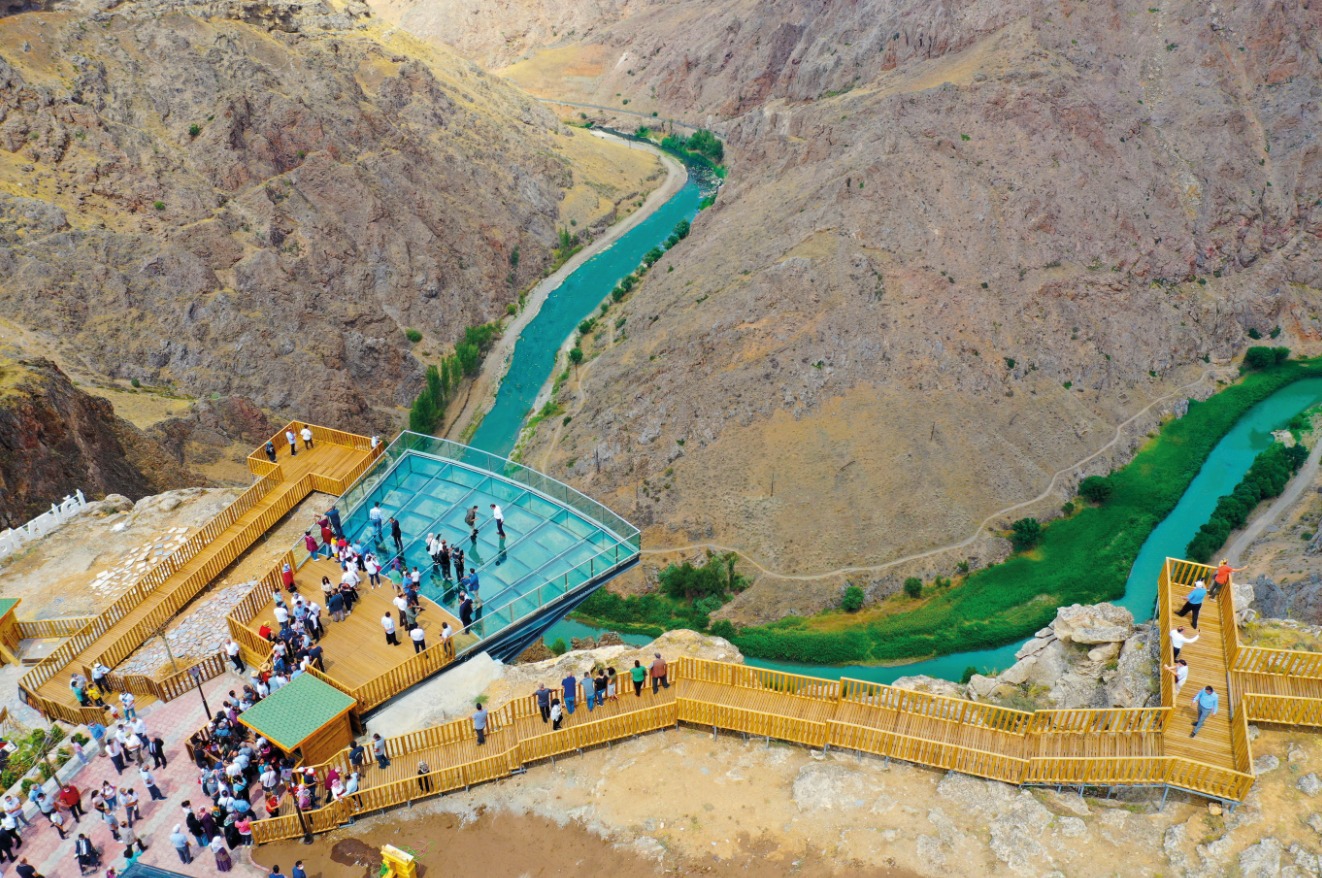 Divriği Cam Teras
